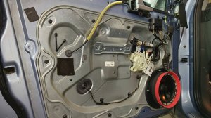 Замена штатных динамиков Ford Focus 2