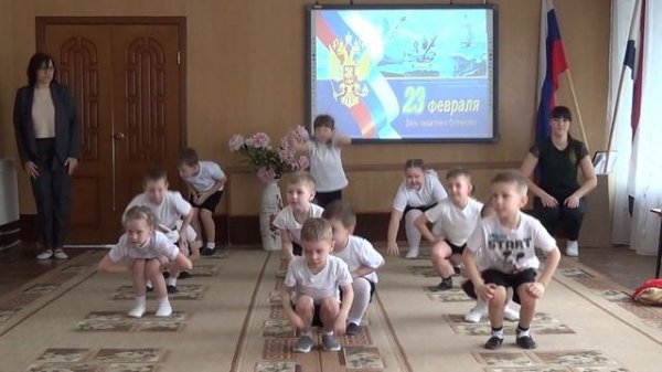 Танец "У солдата выходной", старшая группа №11