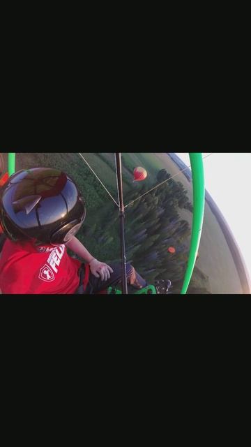 У шара.GP012137_clip002 смотреть онлайн