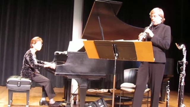 Frevo composed by Egberto Gismonti, and performed by Amy Rubin, piano and Mary Kantor, Clarinet смотреть онлайн