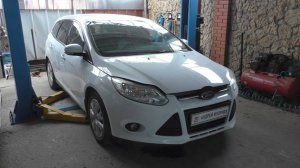 Замена рулевой тяги с левой стороны на Ford Focus 3 1,6 Форд Фокус 2013 года