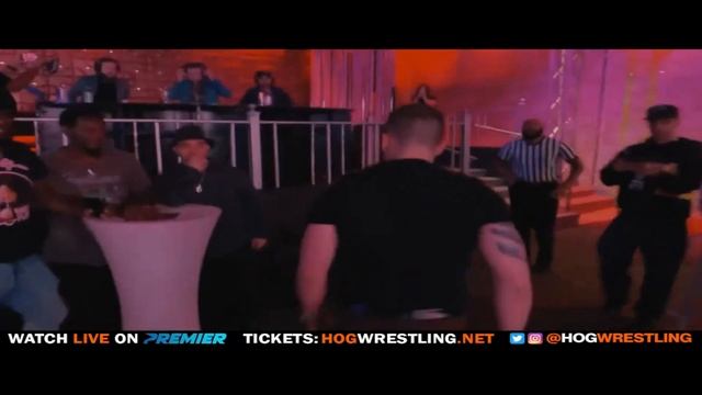 REACTION!! CHARLES MASON WENT ON A RAMPAGE AND PUNCHES JDFROMNY206 IN THE FACE LMAO ON HOG WRESTLIN смотреть онлайн