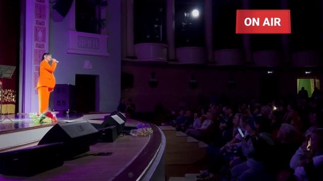 Вчера! Диана Анкудинова покорила публику в Новокузнецке своим голосом смотреть онлайн