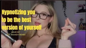 Гипнотизирую вас, превращая в лучшую версию самого себя, мягко говорю во время гипноза