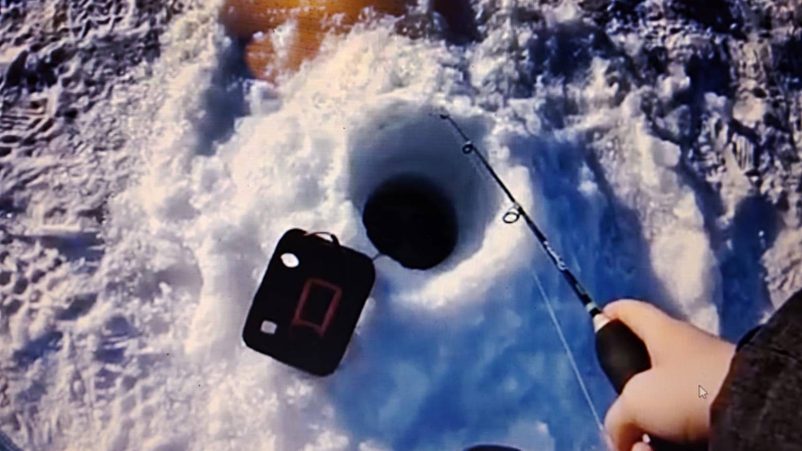 ВЕСЕННЯЯ ПОДЛЁДНАЯ РЫБАЛКА НА FRAPP