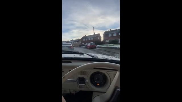Picking up the 1971 VW Beetle смотреть онлайн