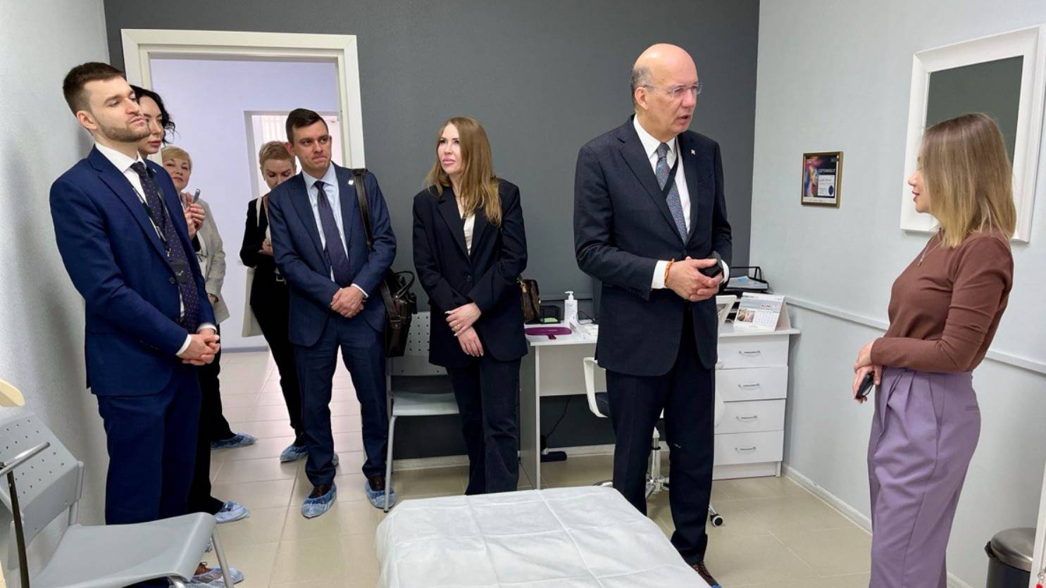 Sesderma & Essenti 2 смотреть онлайн