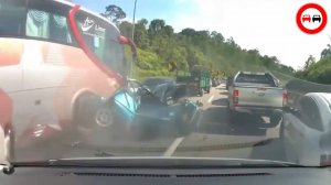 Что вытворяют безбашенные водилы на дороге!!! Какое наказание должно быть чтобы это прекратилось???