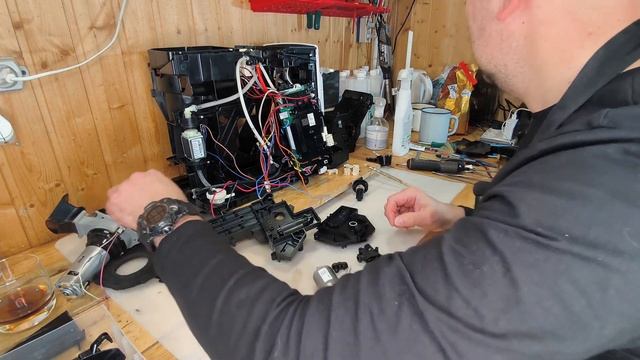 БУ Nivona 796 с авито по низу рынка. Всё неплохо.