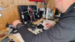 БУ nivona 796 с авито по низу рынка. Всё неплохо.