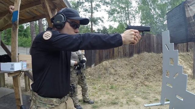 Pistolet SPHINX Compact Alpha 9mm смотреть онлайн