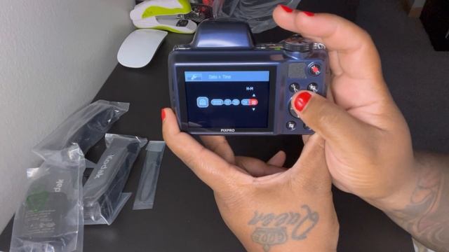 Unboxing My Brand New Kodak PixPro AZ528 | Digital Camera