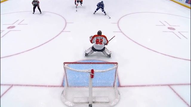 Lightning's Nikita Kucherov Steals Puck And Pots Breakaway Goal Vs. Flyers