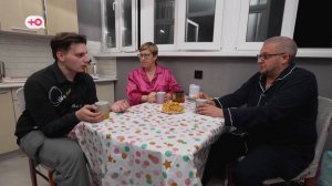 Сын в шоке от новостей. "Это еще что за приколы? 45 лет, и в это время рожать"