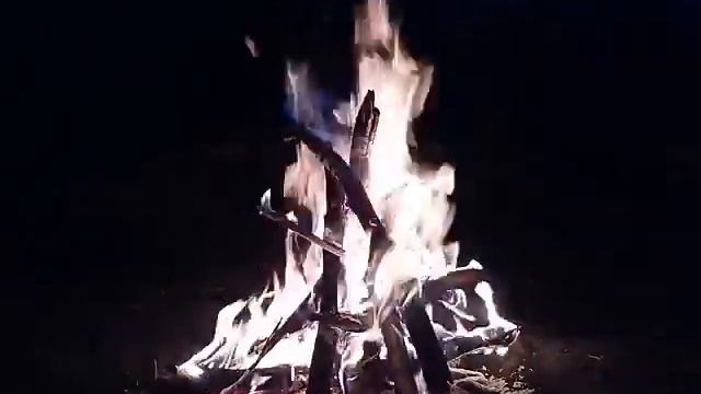 Два цикла горения костра