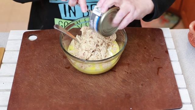 Keto Cream Cheese muffins AKA Magic Muffins - 2 Kinds! Carnivore and Keto diet recipe ideas смотреть онлайн