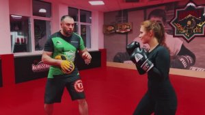 Алиса Супронова - ВСТАНЬ И ИДИ