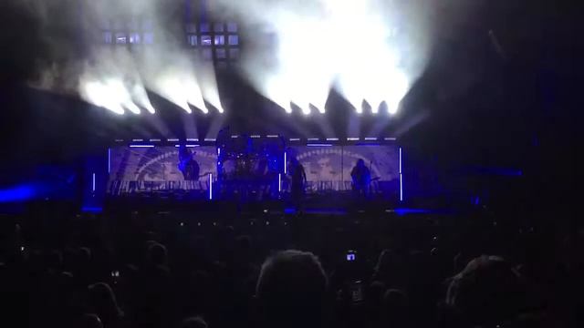 Korn - Black is the Soul live смотреть онлайн