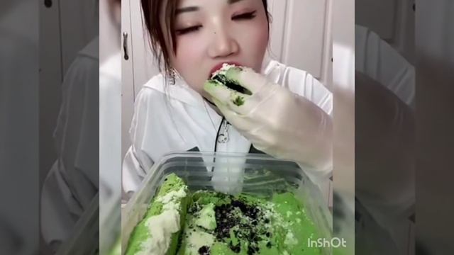 ASMR ICE EATING WITH HEAVY MATCHA GREEN TEA POWDER, SHAVED ICE, CRUNCHY ICE, FOAM ICE, ICE EATING