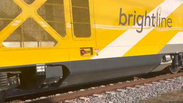[3/13/23] Railfanning the Florida brightline Pt2 смотреть онлайн