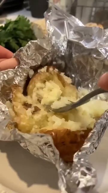 Крошка картошка фаршированная сыром #recipe