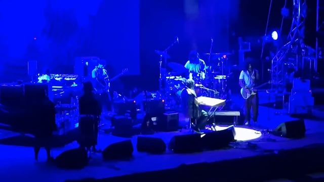 Michael Kiwanuka - Solid Ground смотреть онлайн