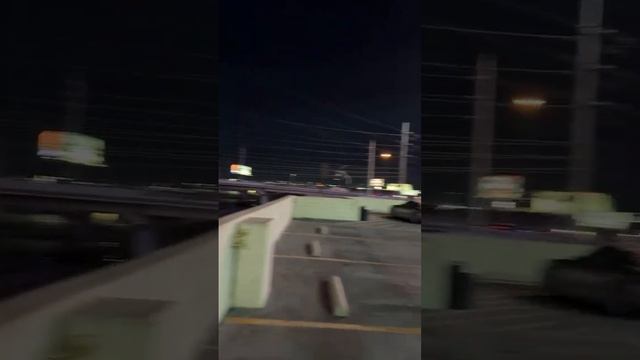 Live rooftop view of Las Vegas смотреть онлайн