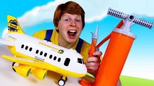 Самолет с машинками не смог взлететь. Чиним машины - Крутые видео для мальчиков про игры в машинки