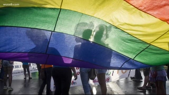 DC hopes to change law on LGBTQ+ people in jury pools смотреть онлайн