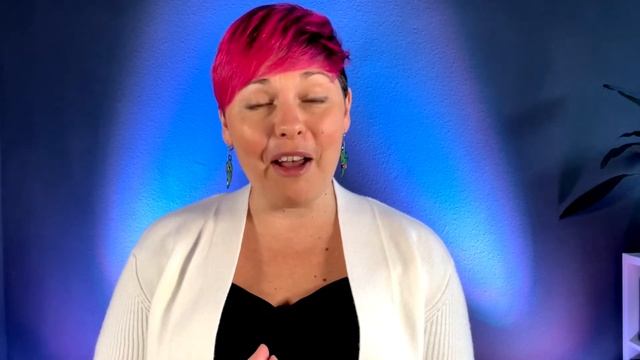 How Social Media makes us HATE Ourselves + TIPS to Overcome this смотреть онлайн