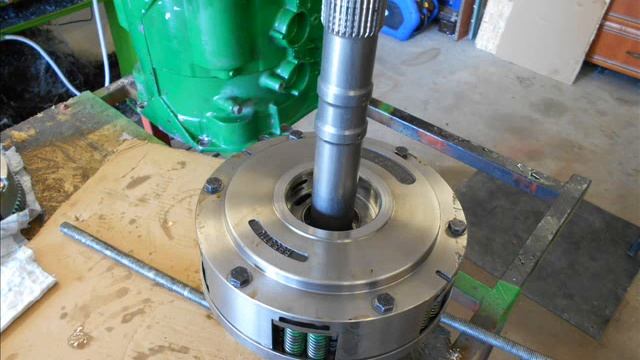 John Deere PowrQuad Transmission Repair смотреть онлайн
