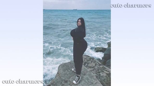 Big Busty Big Size Bra. Super Models.