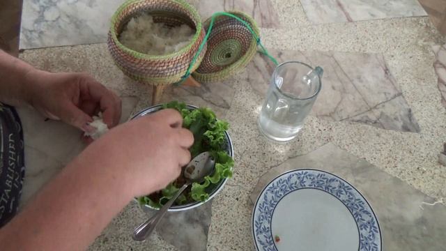 Shredded catfish salad, Larb Pla Duk (ลาบปลาดุก), Home grown and delicious. смотреть онлайн
