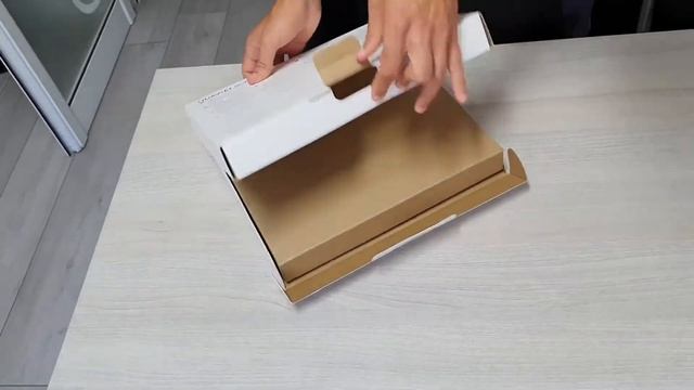 UnBoxing Huawei AH100 Body Fat смотреть онлайн