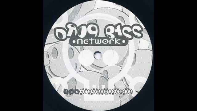 Drop Bass Network 034 - Bionic Bassline - Fanon The Big Kid - B2 - Thrust смотреть онлайн