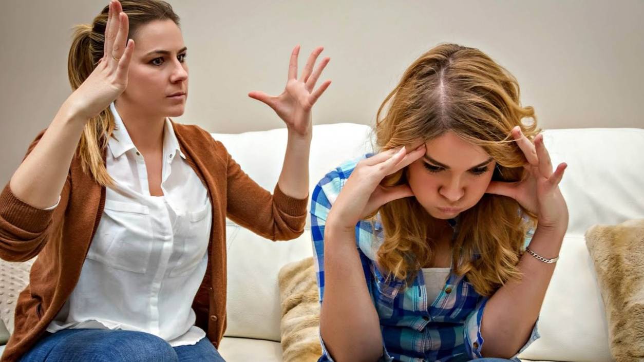 Красивый стих о маме.Стих для мамы__Не учи меня жизни мама_ смотреть онлайн