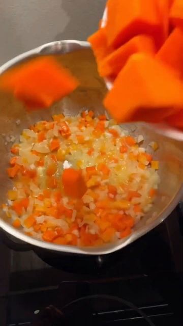 Суп-пюре из тыквы 🎃 #еда #суппюре #тыква #блюдо #рецепт