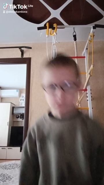 FILOPILUREN смотреть онлайн