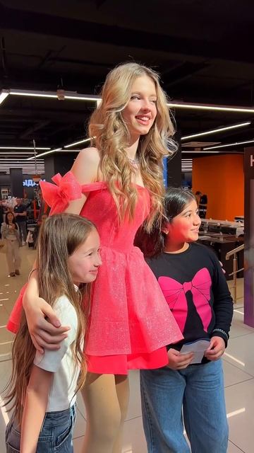 Встреча с подписчиками #supersofi #music смотреть онлайн