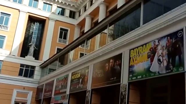 Прогулка по Баку с Марьяшкой.28 мая, кирха, к/т ,Низами,23 школа.Неожиданный подарок. смотреть онлайн