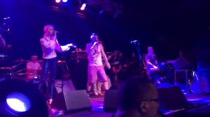 Ленинград   мужичок и тучи или епучий Мужичок