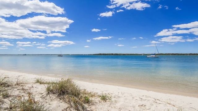 7 / 22A Brighton Street, BIGGERA WATERS, QLD, 4216 смотреть онлайн