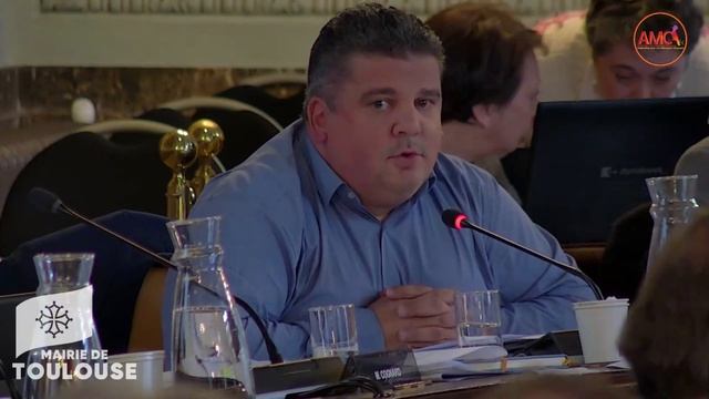 Kiosques Roosevelt : + de 100 000€ de cadeau aux exploitants que je dénonçais déjà en décembre 22 смотреть онлайн
