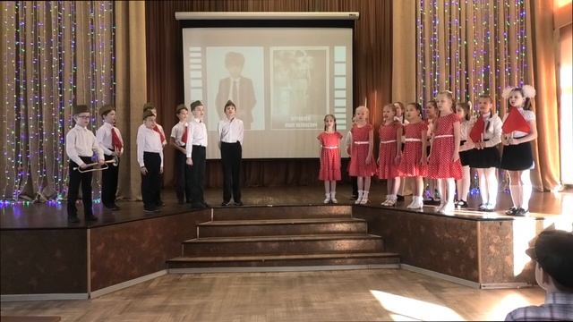 Конкурс патриотической песни "Пою тебе, моё отечество!". Школа №1411. 3Б класс смотреть онлайн