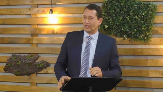 "Час на одинці з Богом ". Пряма трансляція служіння церкви АСД Чернівці - Жучка 13.02.2021 " смотреть онлайн