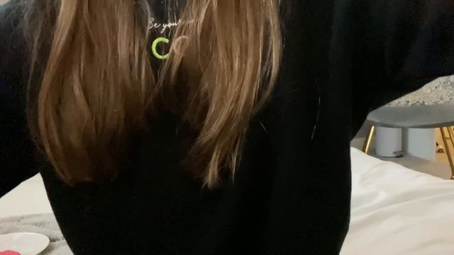ASMR pampering you! Actual camera touching | face brushing | scalp massage | hair brushing | lo-go смотреть онлайн