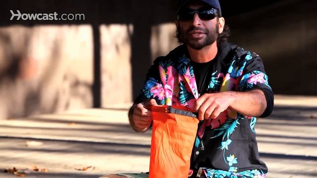 What to Have in a Survival Kit | Survival Skills смотреть онлайн