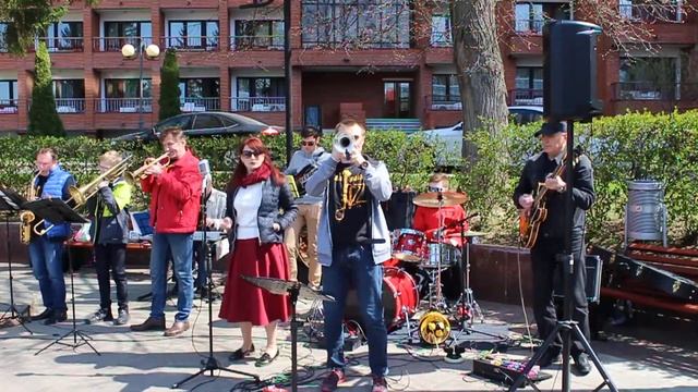 2 Mack the Knife смотреть онлайн