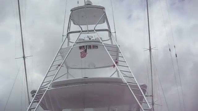 Donzi 80 Sport Fishing Boat with tuna Tower смотреть онлайн