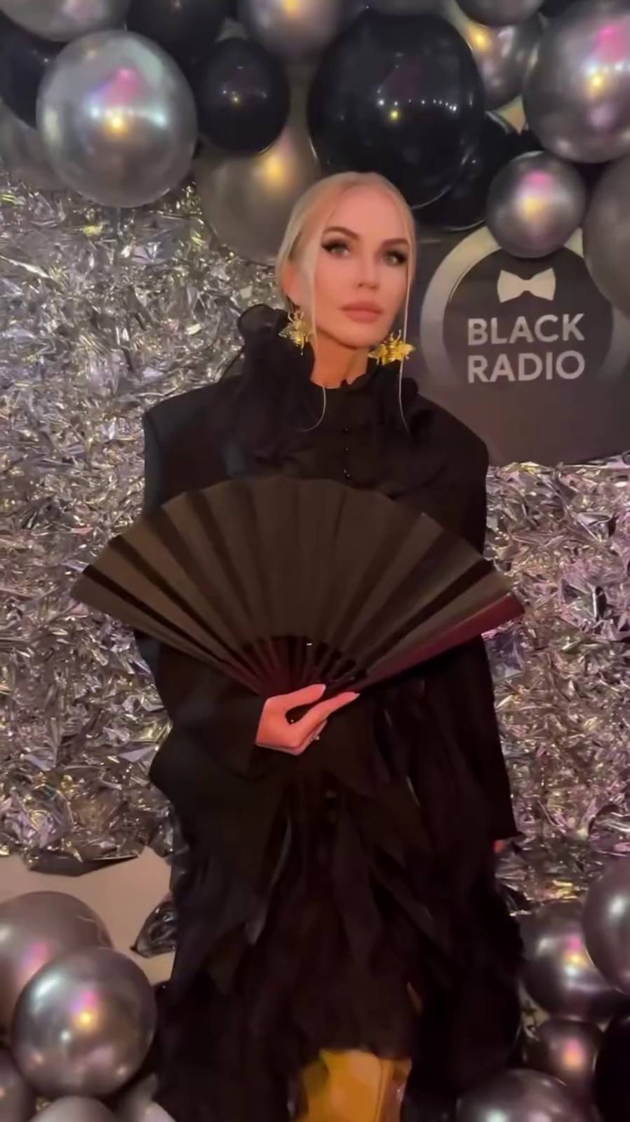 DANYA - ВЕТРЕНАЯ смотреть онлайн